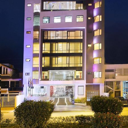 Casben Hotel Loja Bagian luar foto